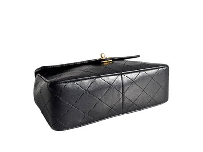 CHANEL Lambskin Quilted Small Single Flap