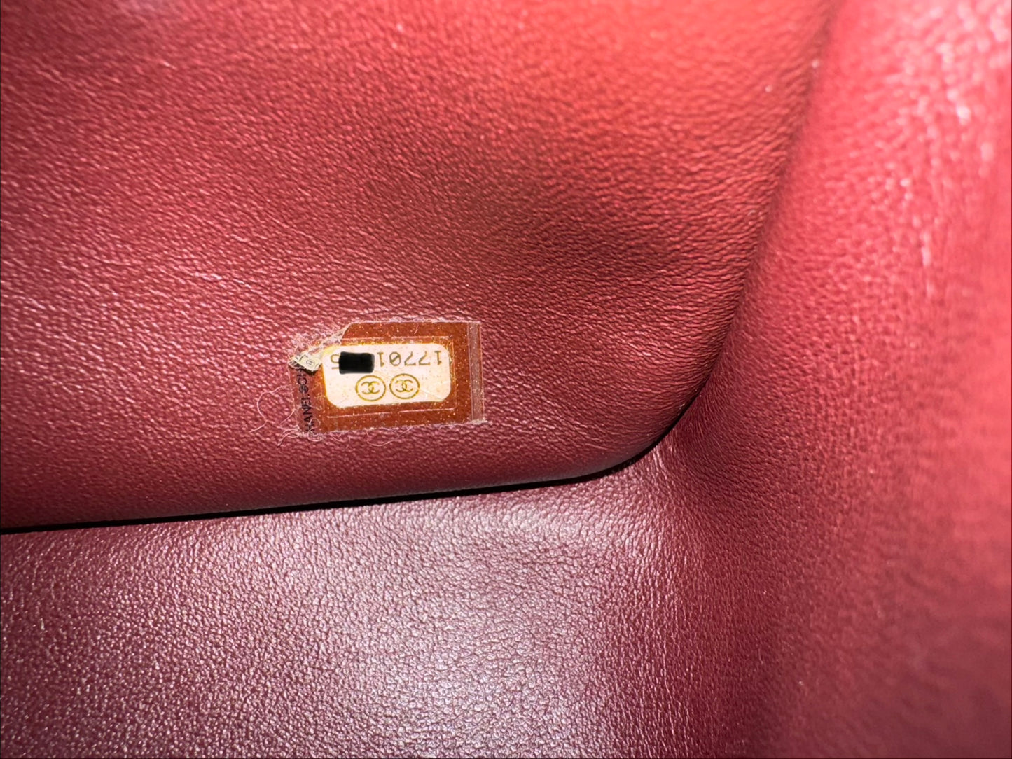 CHANEL Caviar Quilted Jumbo Double Flap