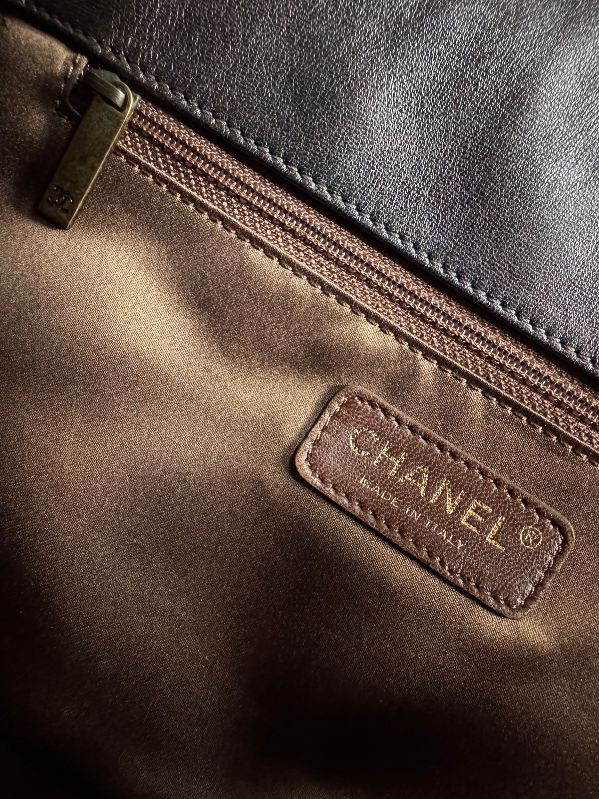 CHANEL Metallic Calfskin Degrade East West Flap