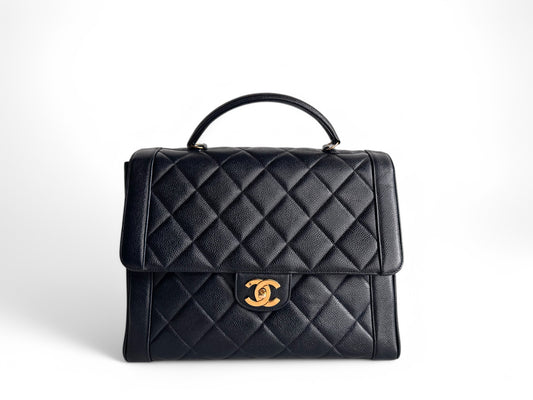 CHANEL Caviar Quilted Jumbo Kelly Flap