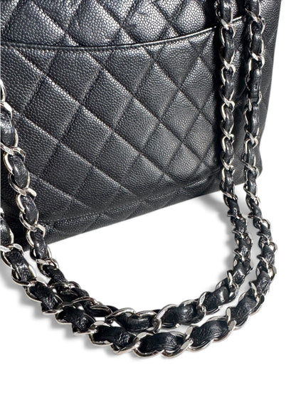 CHANEL Caviar Jumbo Single Flap Bag