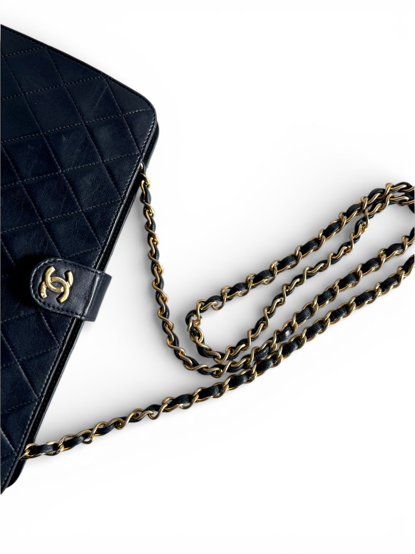 CHANEL Vintage Navy Lambskin Quilted Shoulder Bag