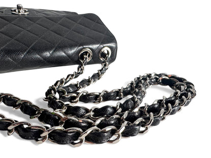 CHANEL Caviar Jumbo Single Flap Bag
