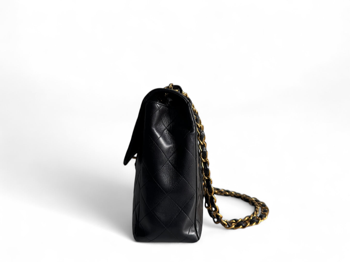 CHANEL Lambskin Quilted Jumbo Single Flap Bag