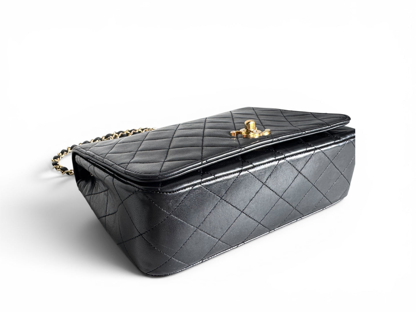 CHANEL Lambskin Vintage Single Flap Bag