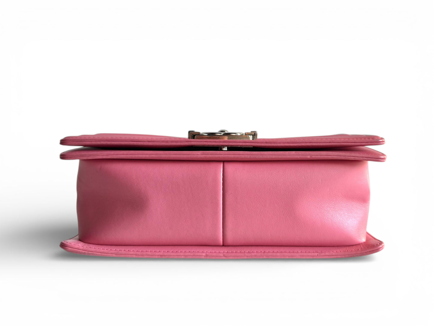 CHANEL Lambskin Chevron Quilted Medium Boy Flap