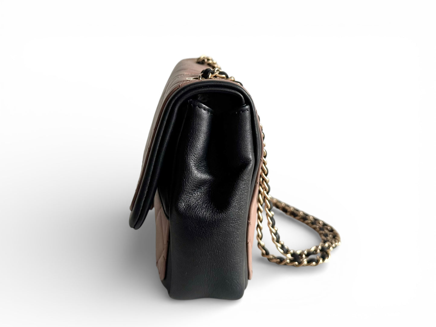 CHANEL Calfskin Quilted Medium Graphic Flap