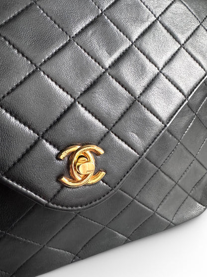 CHANEL Lambskin Diamond Stitch Envelope Single Flap