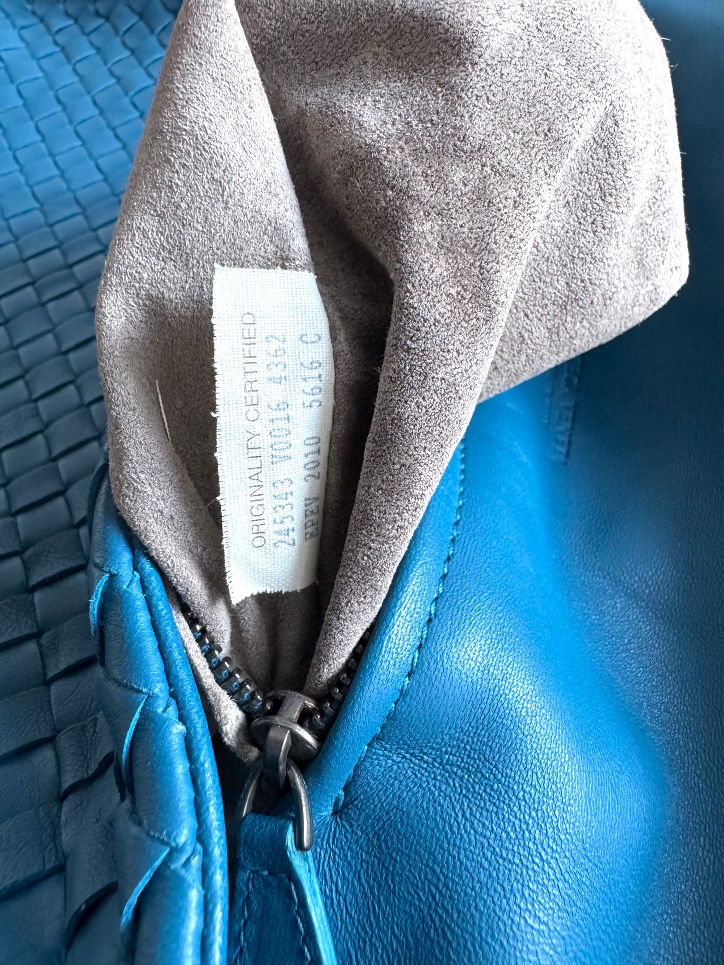 BOTTEGA VENETA Nappa Intrecciato Messenger Bag
