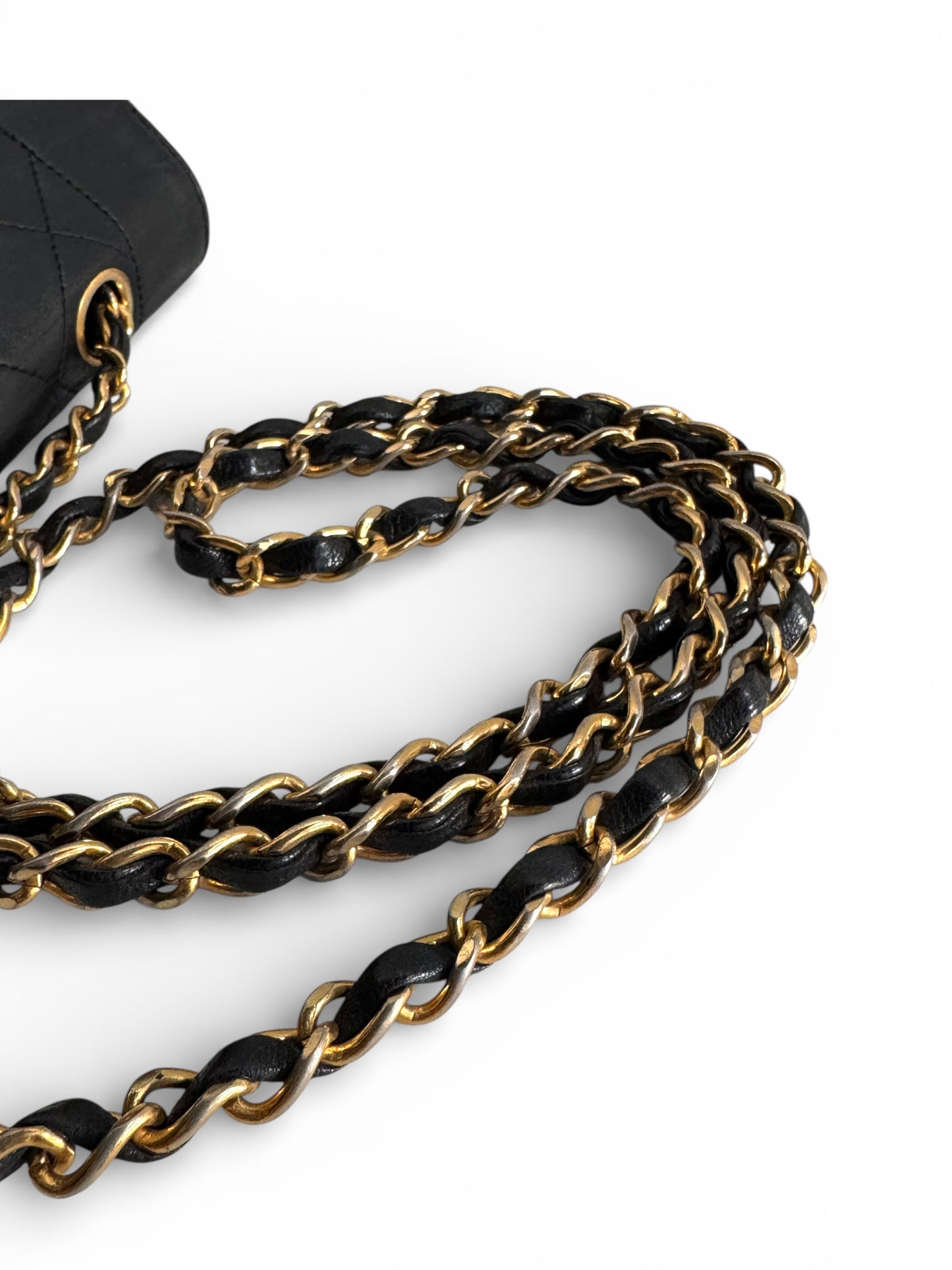 CHANEL Classic Lambskin Single Flap