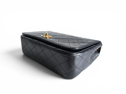 CHANEL Lambskin Vintage Single Flap Bag