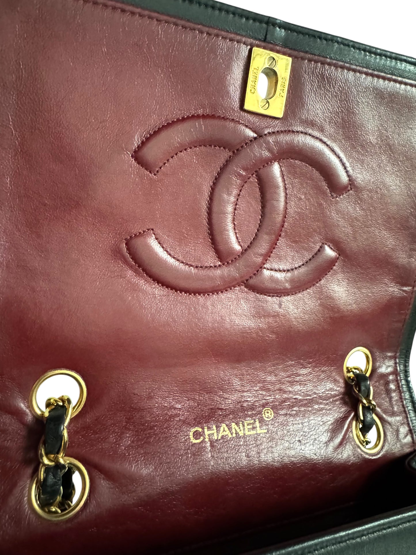 CHANEL Lambskin Quilted Small Single Flap