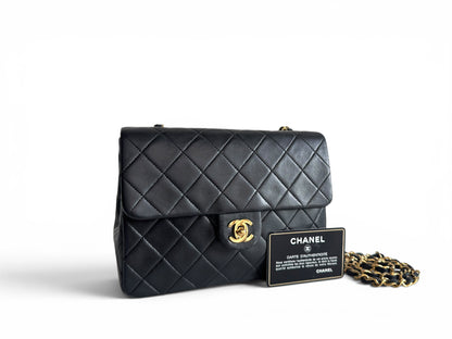 CHANEL Lambskin Quilted Small Single Flap