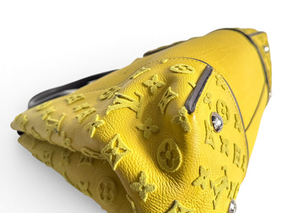 LOUIS VUITTON Veau Cachemire Tote W PM