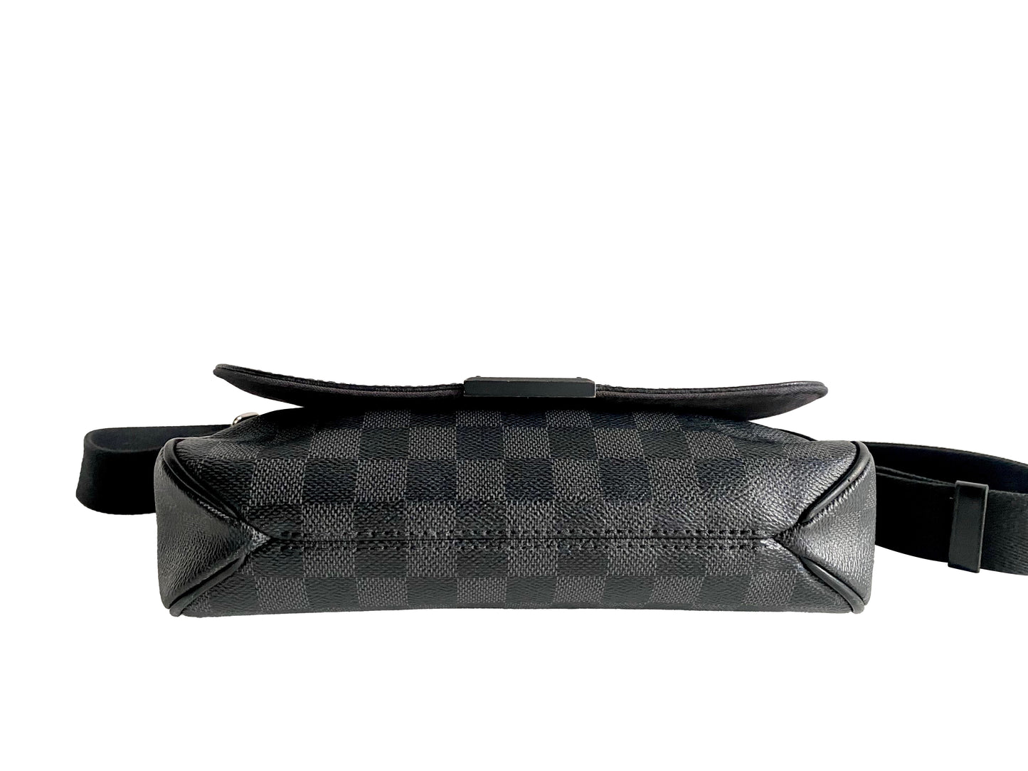 LOUIS VUITTON Damier Graphite District PM